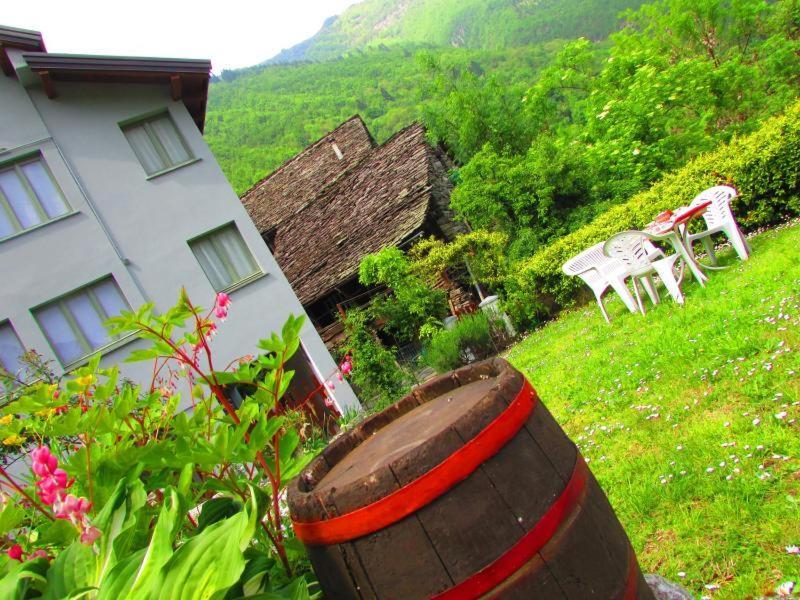 Casa Vacanza Pizzo Camino Calasca-Castiglione Kültér fotó